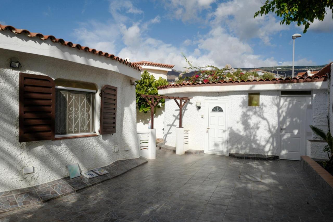 פוארטו דה סנטיאגו Amazing Garden Villa מראה חיצוני תמונה